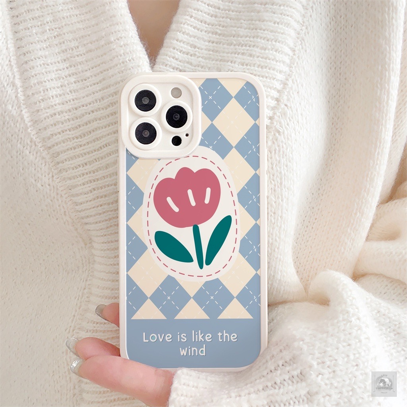 Ốp Tulip và Gấu caro